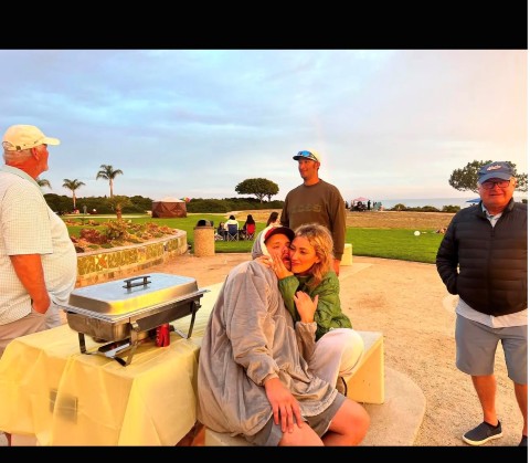 Sunset picnic on the bluff