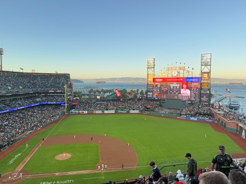 Oracle Park, Giants game